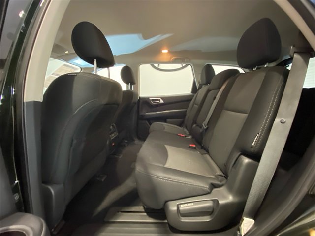 Used 2020 Nissan Pathfinder SV image 12