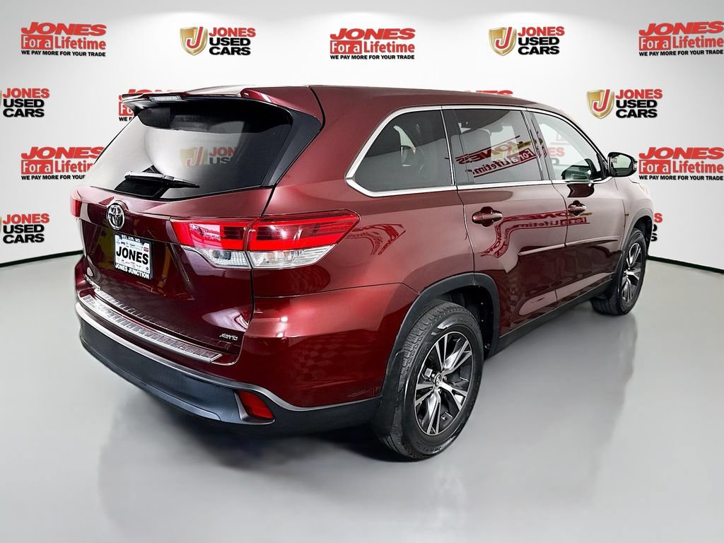 Certified 2019 Toyota Highlander LE w/ Protection Package #3 AWD/4WD image 15