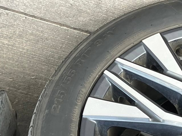 Used 2025 Nissan Altima 2.5 SV FWD image 6