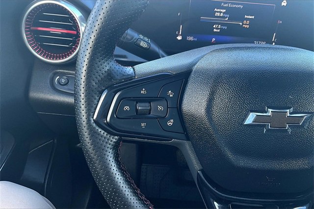 Used 2024 Chevrolet Trax RS w/ Sunroof Package image 18