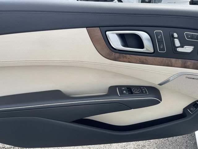 Used 2017 Mercedes-Benz SL 450 image 16