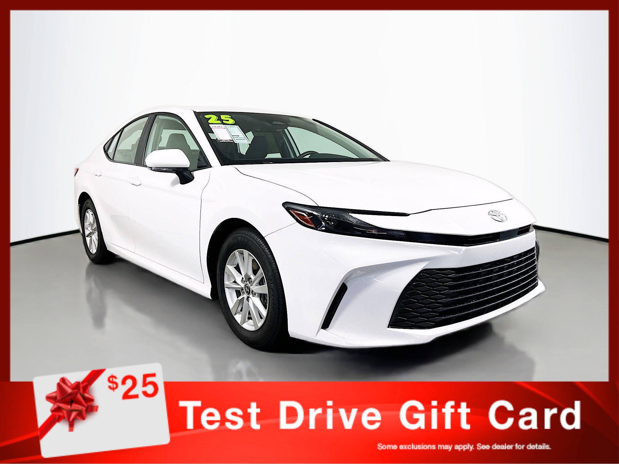 Used 2025 Toyota Camry LE w/ Convenience Package image 1