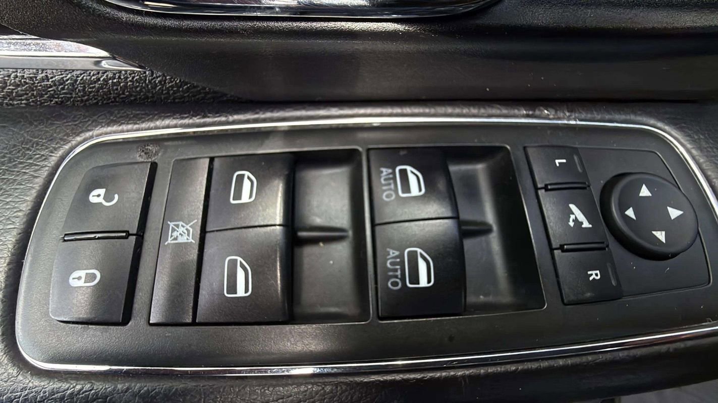 Used 2013 RAM 1500 Laramie w/ Protection Group AWD/4WD image 12