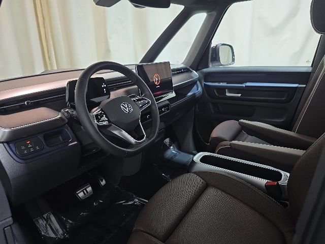 Certified 2025 Volkswagen ID. Buzz Pro S Plus AWD/4WD image 23