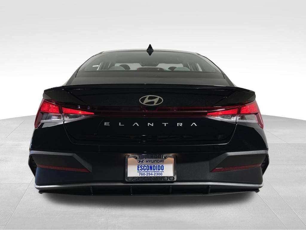 New 2026 Hyundai Elantra Sport FWD image 4