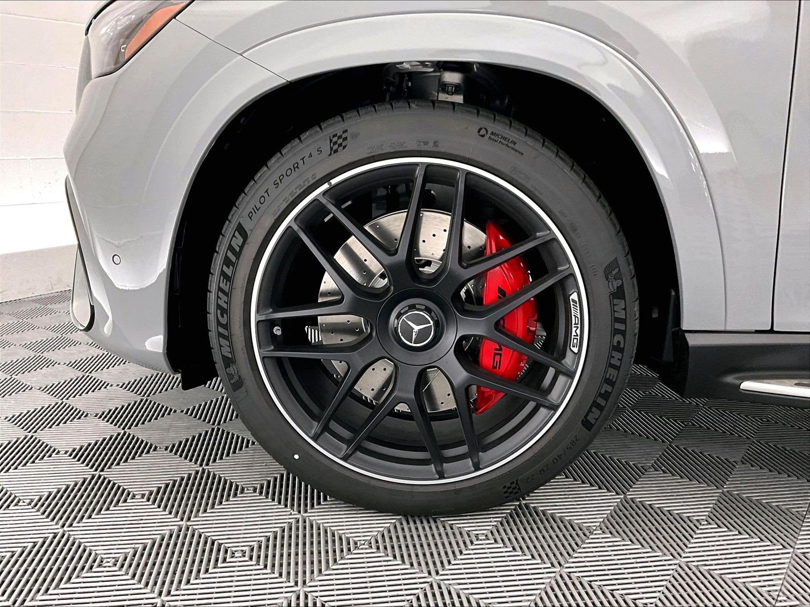 New 2026 Mercedes-Benz GLE 63 AMG S image 10