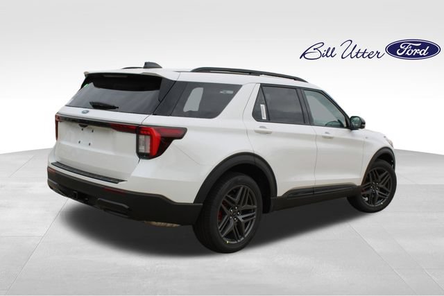 New 2026 Ford Explorer ST-Line w/ ST-Line Street Pack RWD image 3