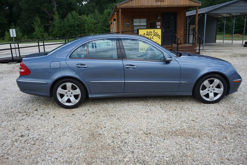 Used 2004 Mercedes-Benz E 500 4MATIC Sedan image 17