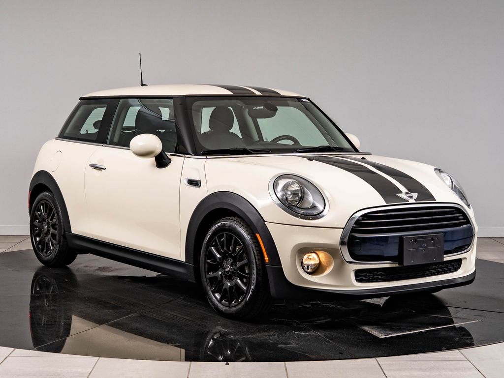 Used 2018 MINI Cooper 2-Door Hardtop FWD image 12