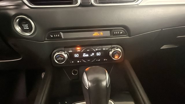 Used 2018 MAZDA CX-5 Touring w/ Preferred Equipment Package FWD image 22