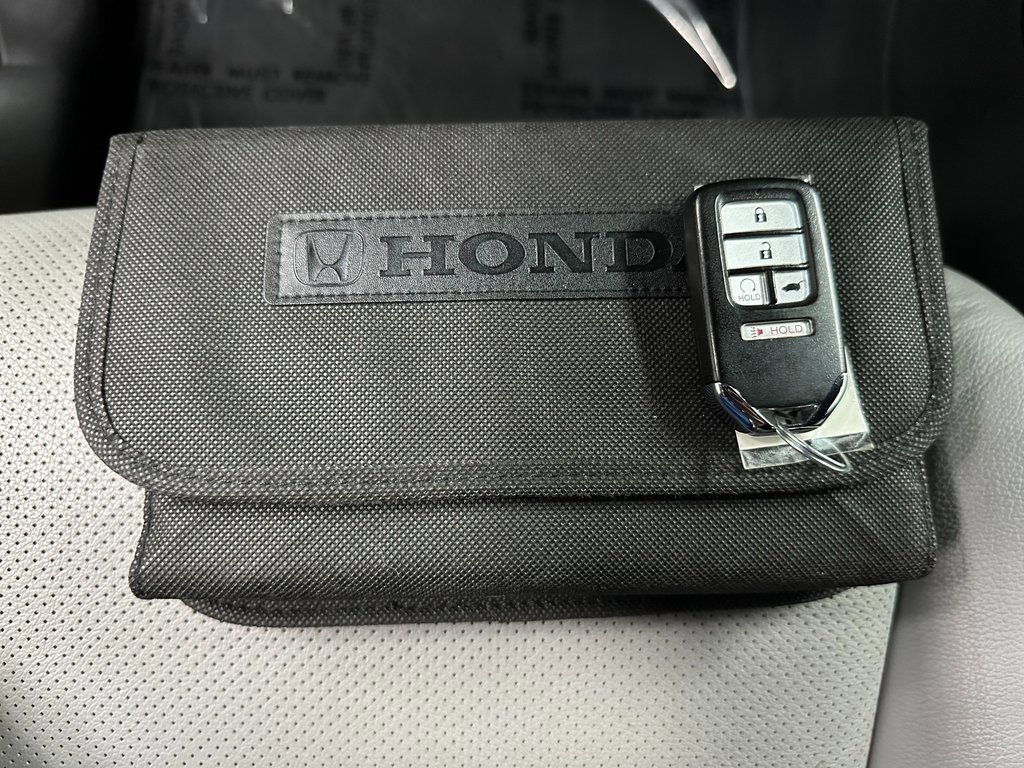Used 2025 Honda Passport EX-L image 41