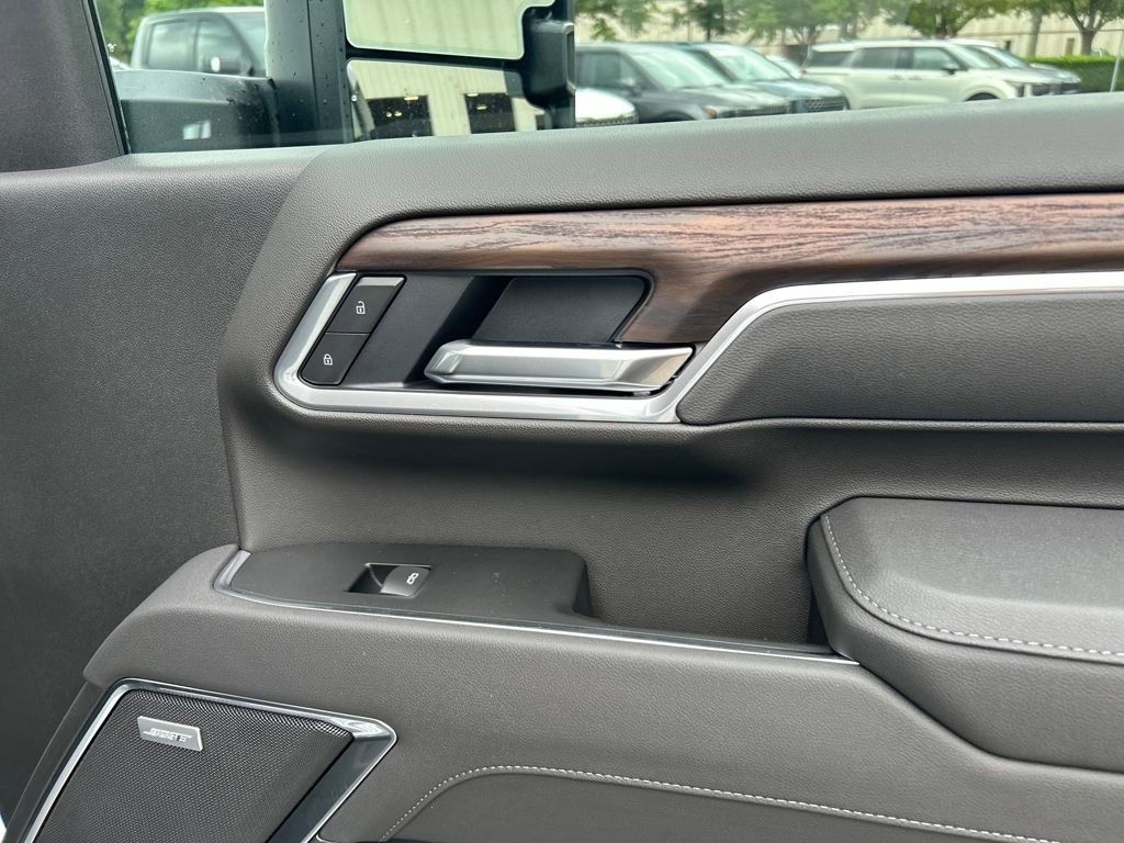 New 2026 GMC Sierra 2500 SLT w/ SLT Premium Package image 29