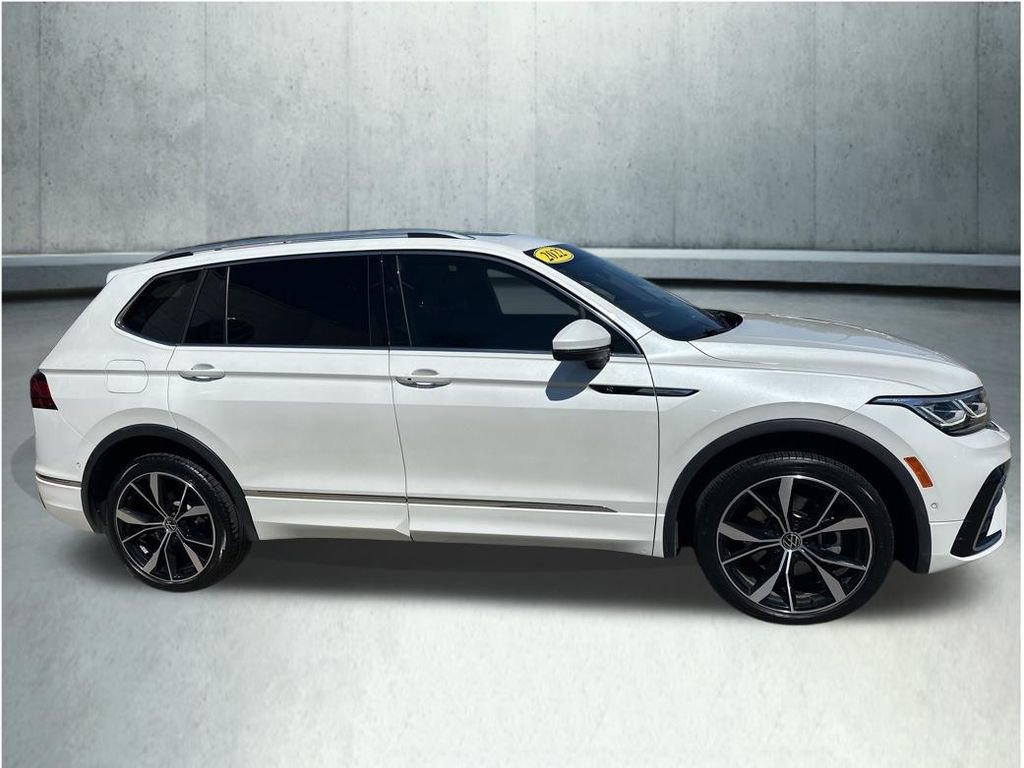 Used 2022 Volkswagen Tiguan SEL R-Line image 6