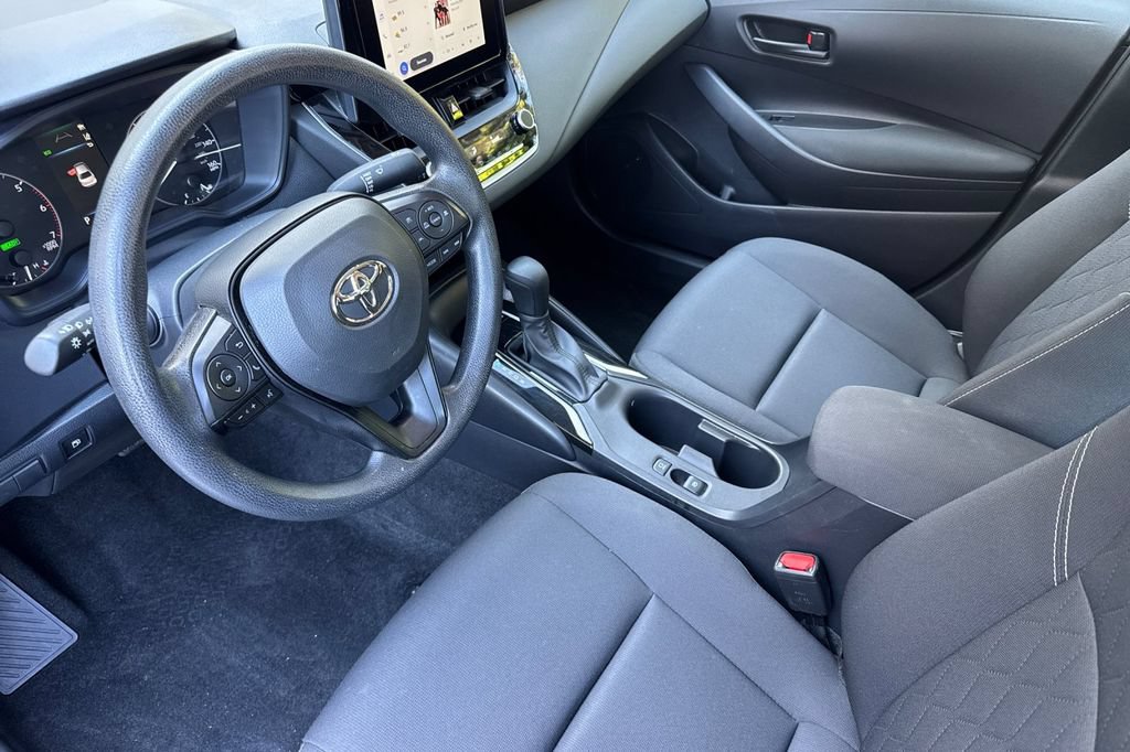 Certified 2025 Toyota Corolla LE w/ Carpet Mat Package (TMS) FWD image 9