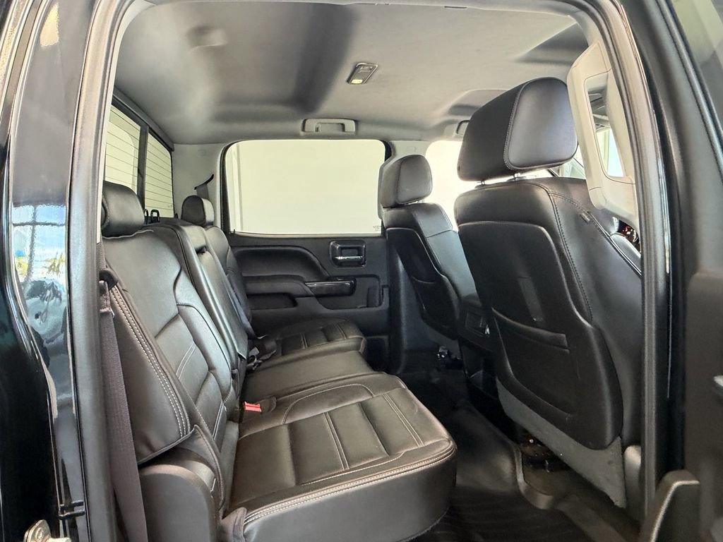 Used 2015 GMC Sierra 2500 Denali w/ Duramax Plus Package AWD/4WD image 8