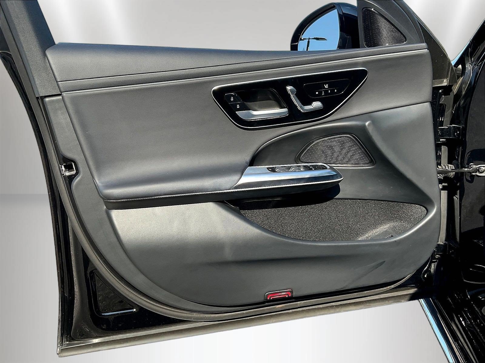 Certified 2024 Mercedes-Benz E 350 4MATIC Sedan image 22