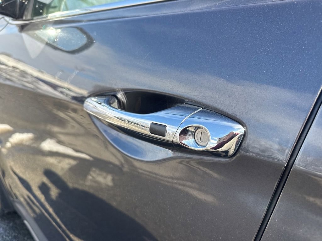 Used 2018 Hyundai Santa Fe Sport image 16