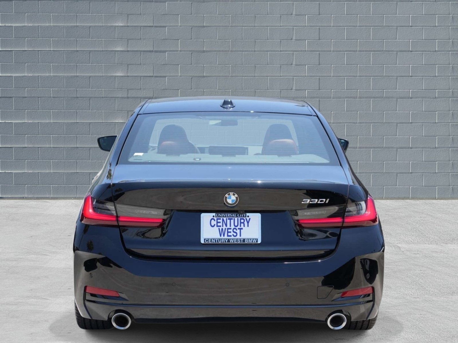 Used 2025 BMW 330i Sedan w/ Convenience Package RWD image 4