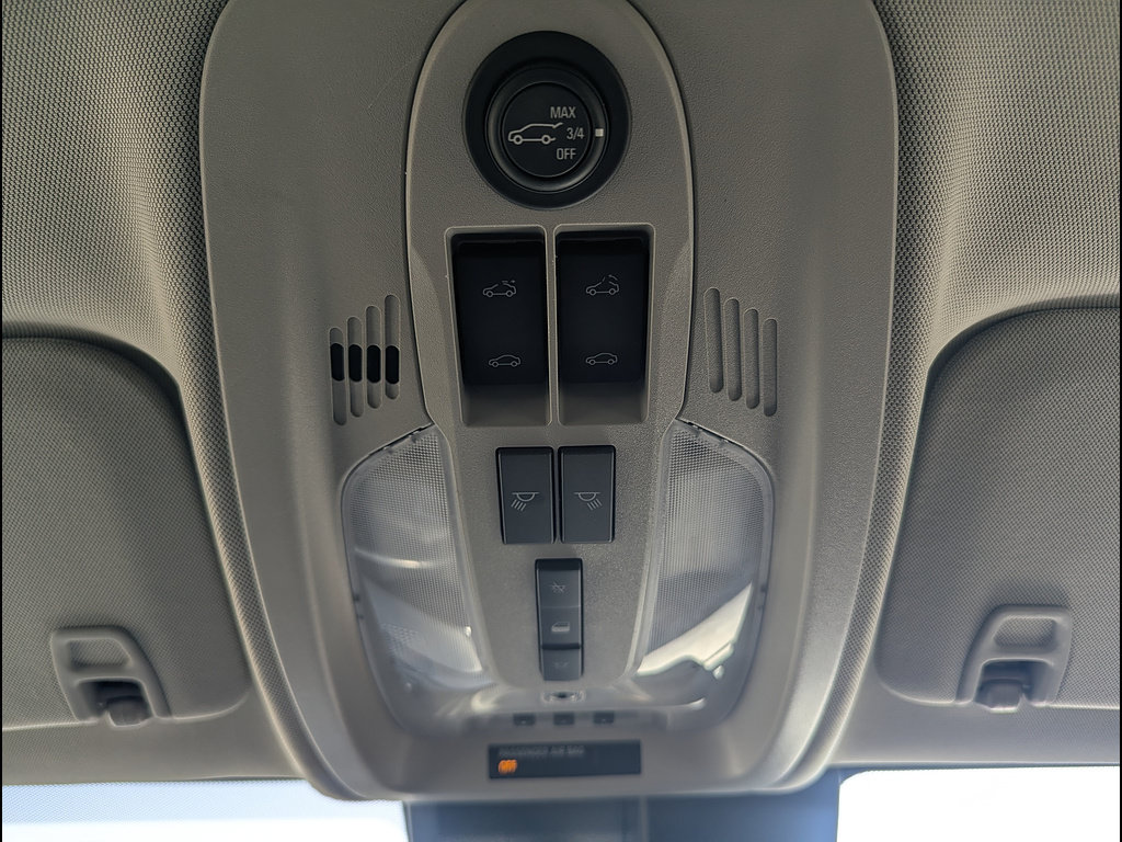 Used 2015 Chevrolet Equinox LTZ FWD image 36