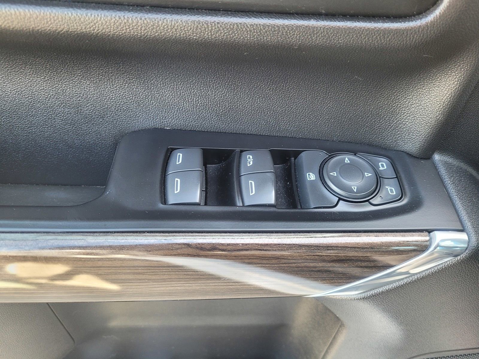 Used 2019 Chevrolet Silverado 1500 RST w/ All-Star Edition image 26