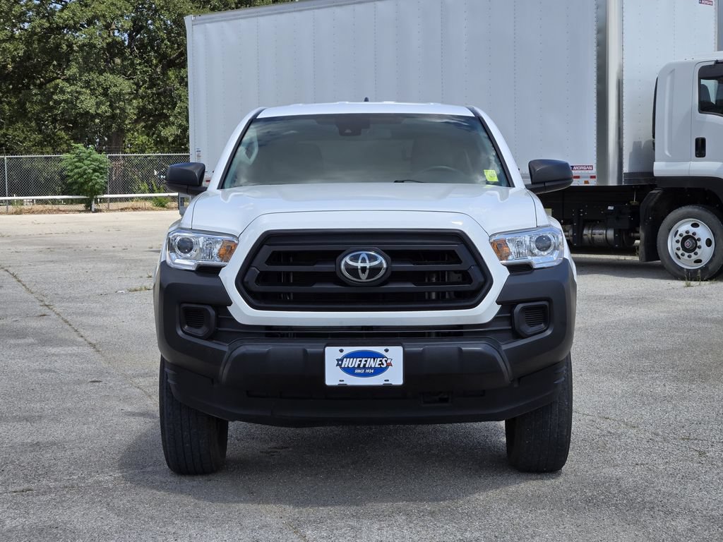 Used 2022 Toyota Tacoma SR RWD image 2