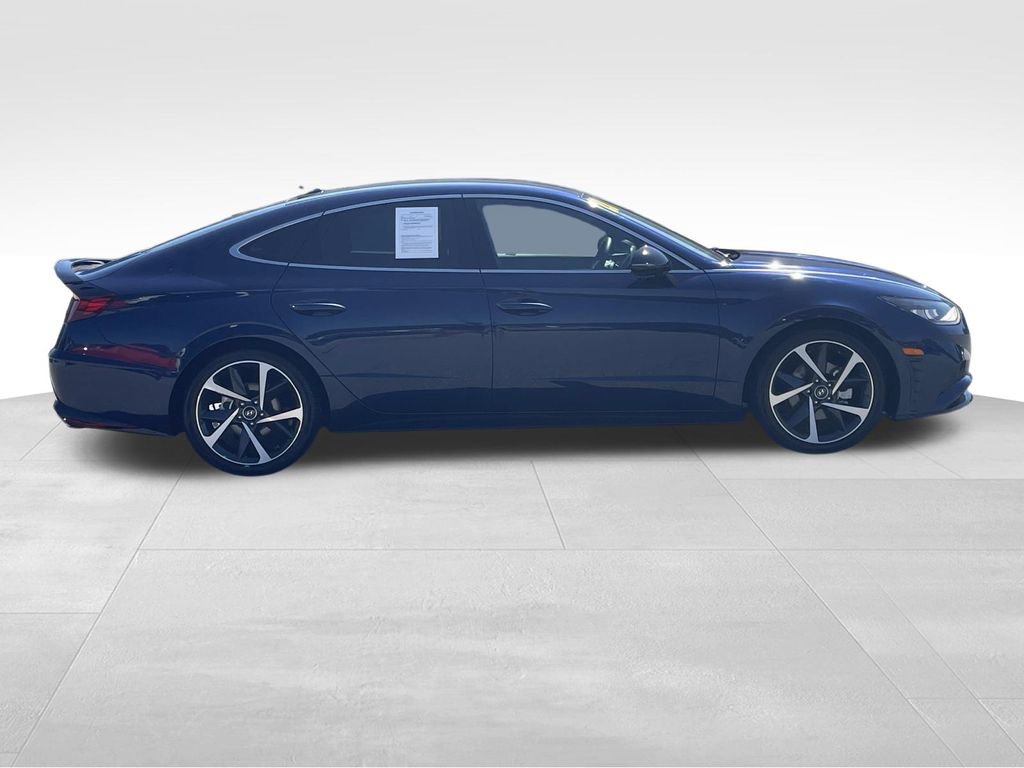 Used 2021 Hyundai Sonata SEL Plus w/ Preferred Accessory Package FWD image 2