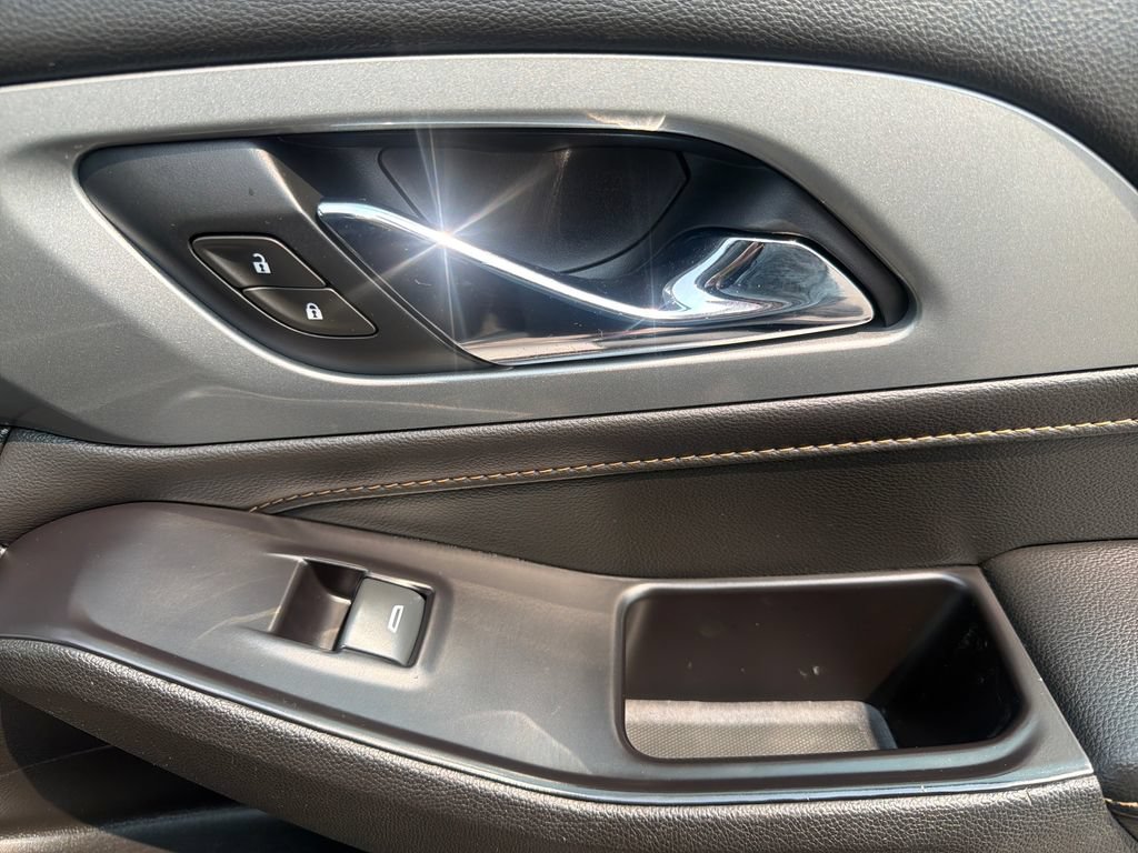Used 2020 Chevrolet Traverse LS w/ LPO, Floor Liner Package FWD image 22