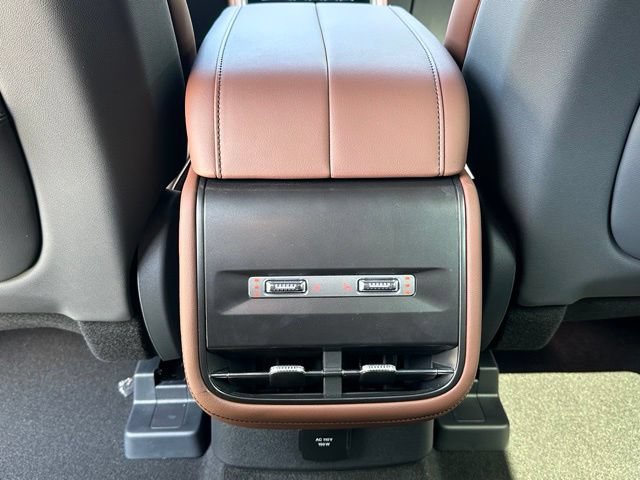 New 2026 Ford F250 Lariat w/ Black Appearance Package AWD/4WD image 31