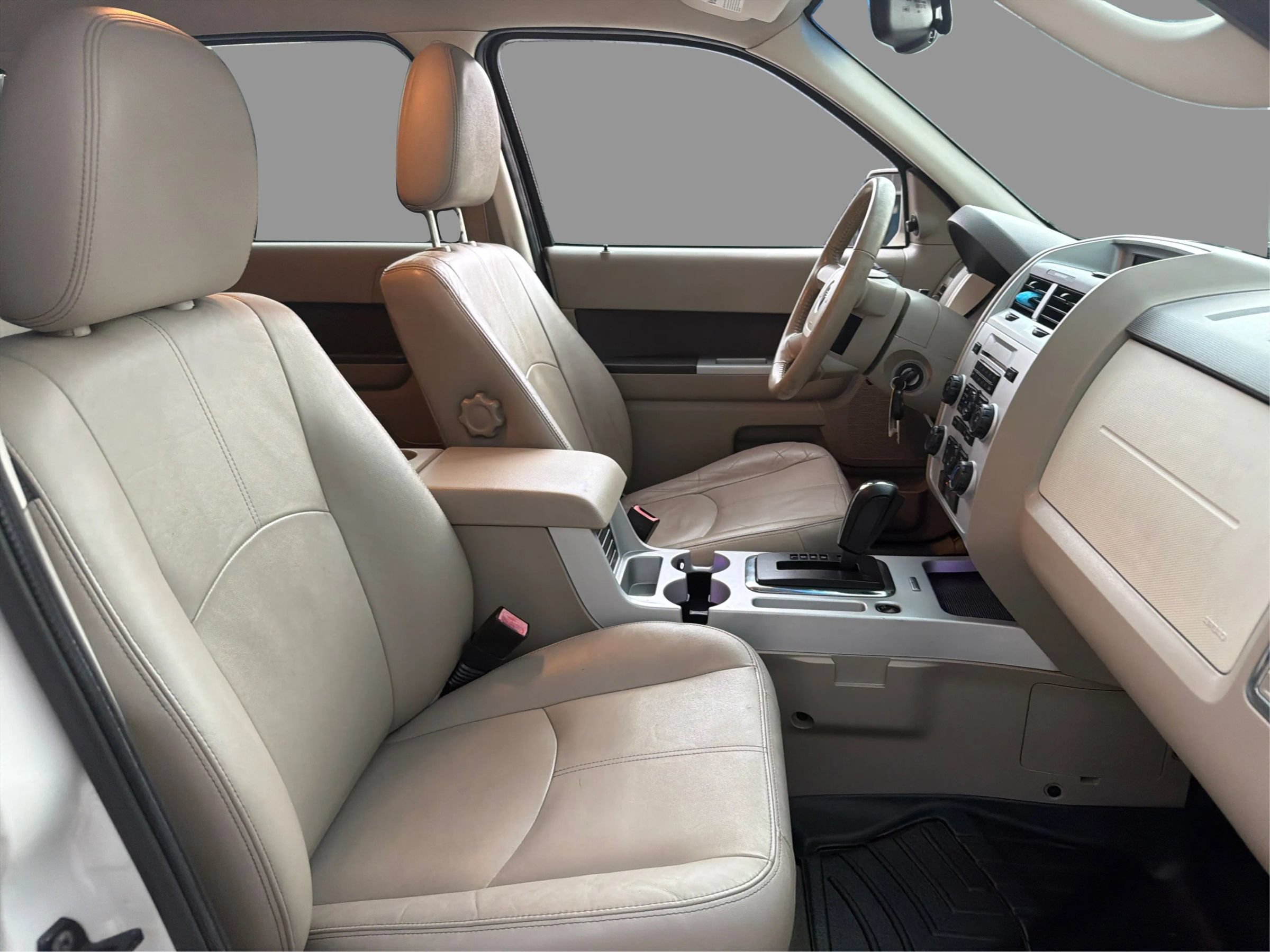 Used 2011 Mercury Mariner Premier AWD/4WD image 26