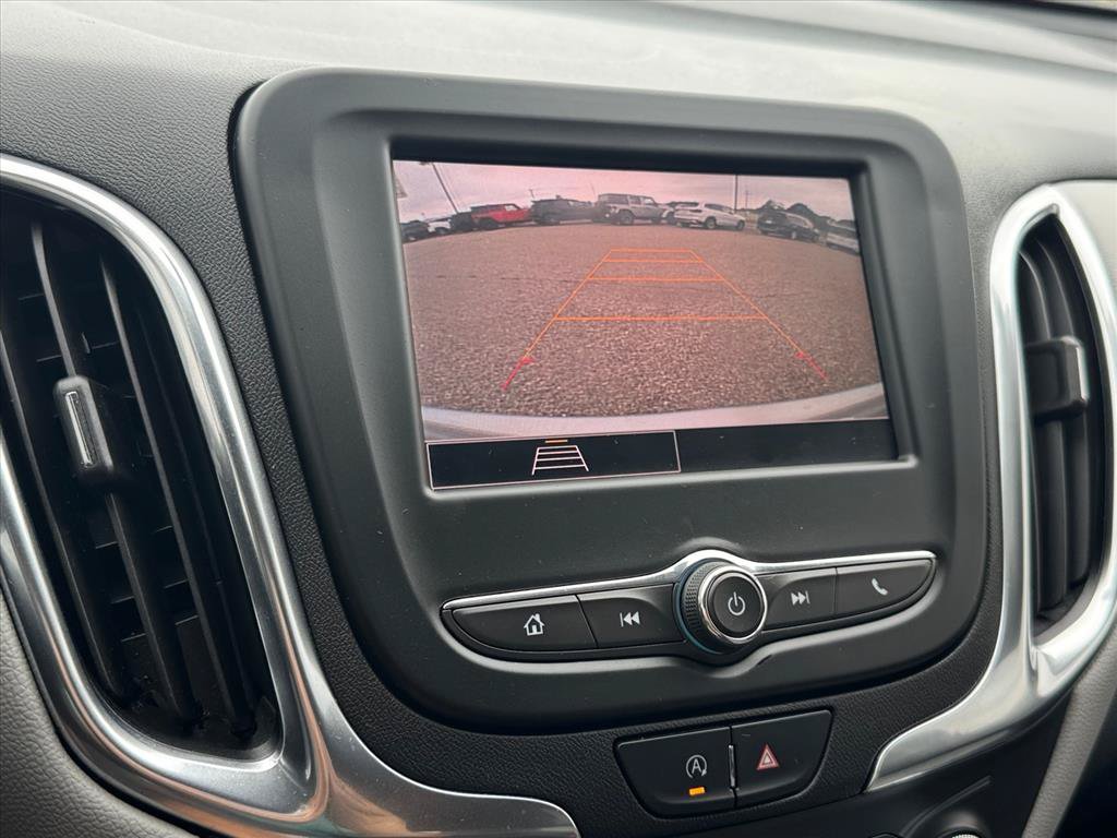 Used 2022 Chevrolet Equinox LS AWD/4WD image 25