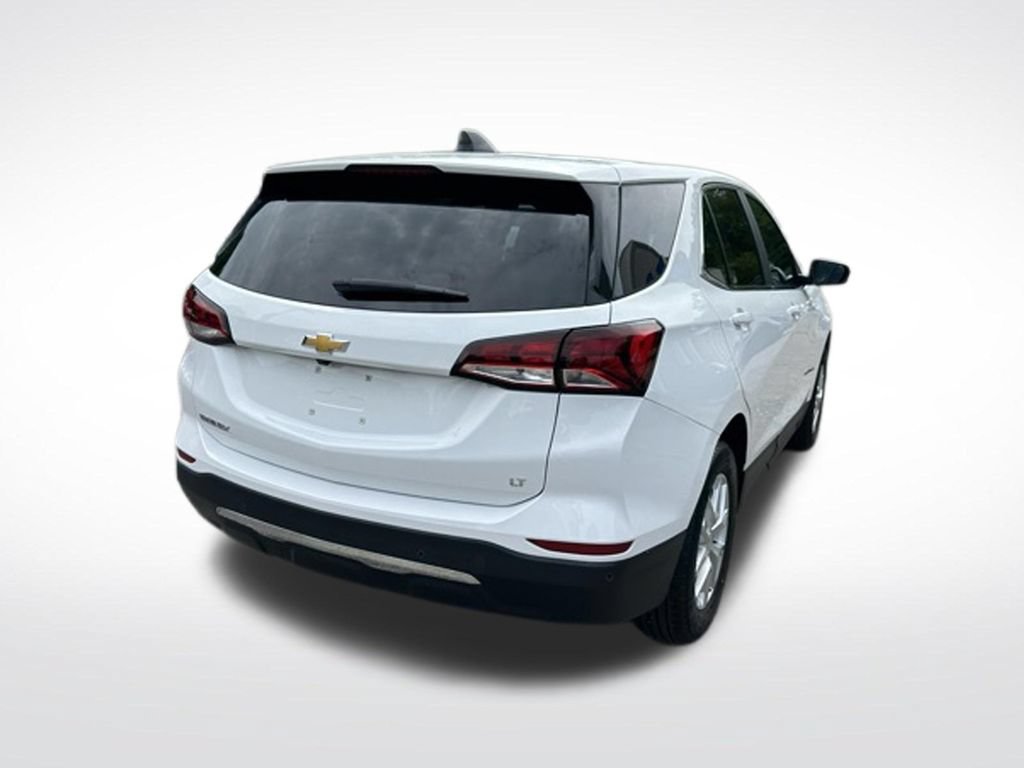 Used 2024 Chevrolet Equinox LT w/ LPO, Floor Liner Package FWD image 6