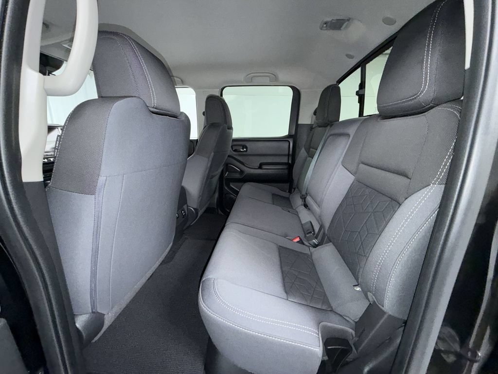 Used 2025 Nissan Frontier SV w/ SV Convenience Package AWD/4WD image 13