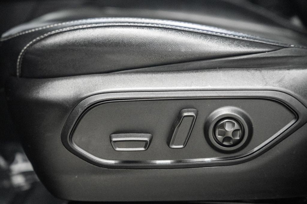 Used 2024 Jeep Grand Cherokee L Laredo image 41