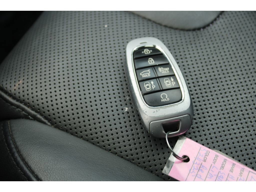 Used 2023 Hyundai Santa Fe Limited image 37