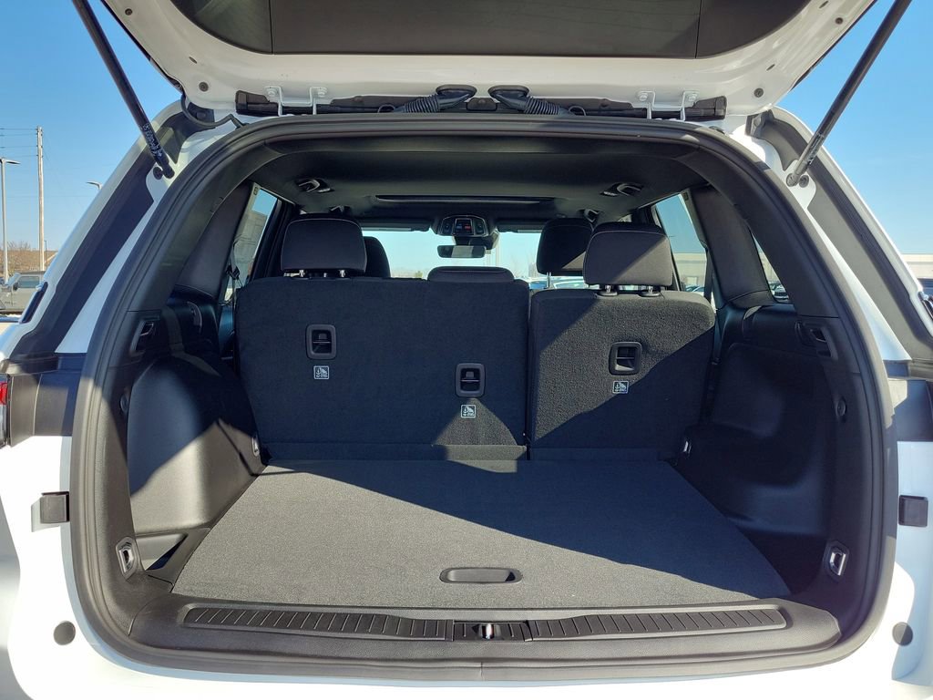 New 2025 Jeep Grand Cherokee Laredo X image 10