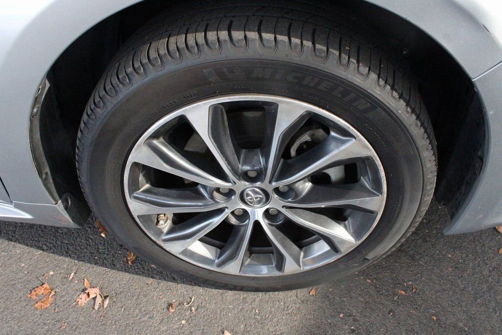 Used 2017 Toyota Avalon XLE image 59