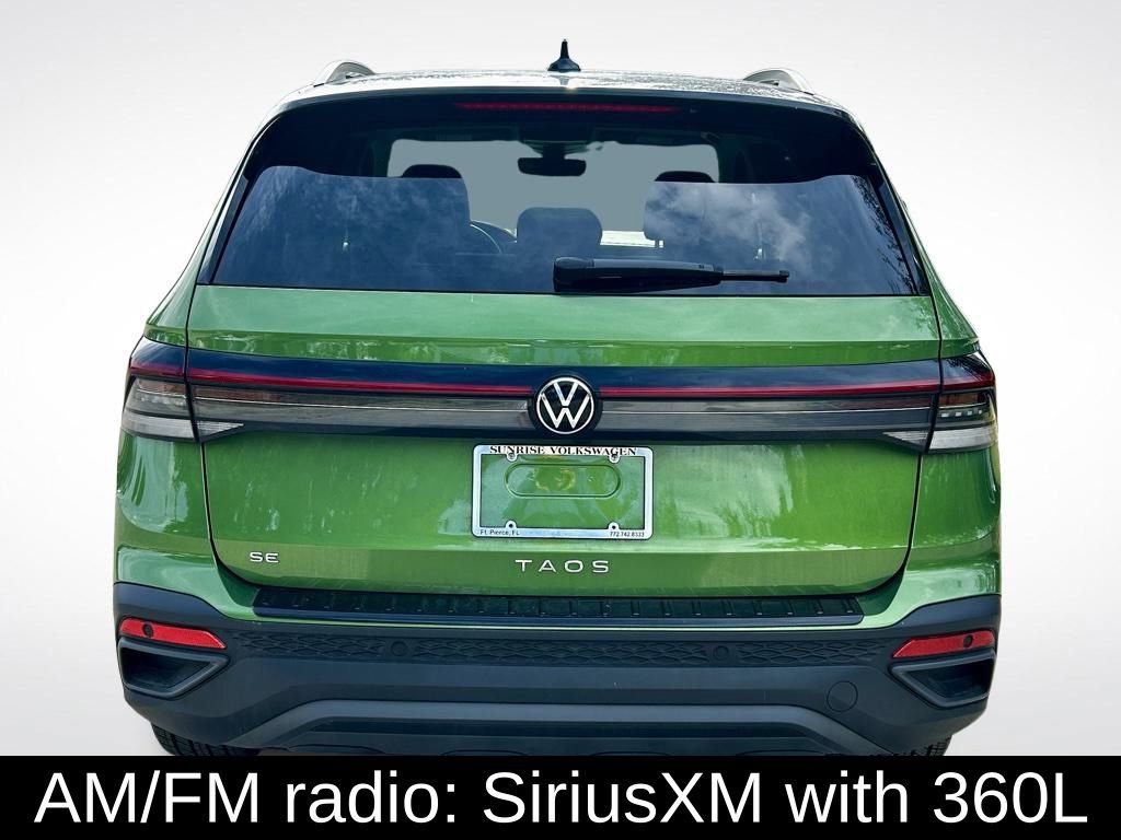 Certified 2025 Volkswagen Taos SE image 6