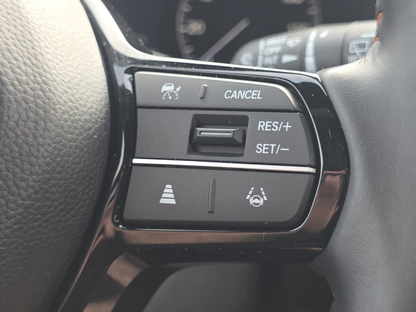 Certified 2024 Honda HR-V Sport image 30