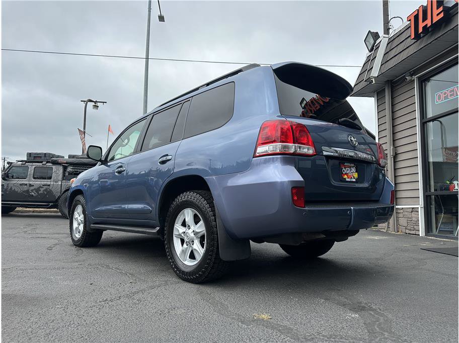 Used 2011 Toyota Land Cruiser w/ Upgrade Pkg image 7