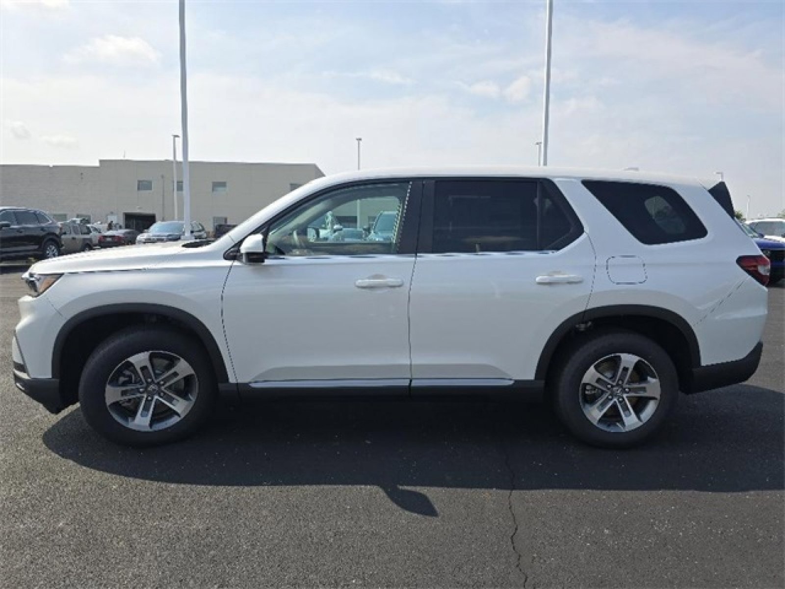 New 2025 Honda Pilot EX-L image 6