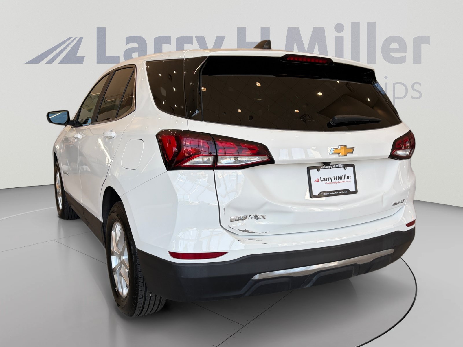 Used 2022 Chevrolet Equinox LT AWD/4WD image 3