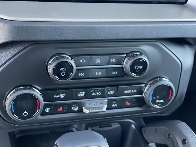 New 2026 Ford Bronco Outer Banks w/ Sasquatch Package AWD/4WD image 9