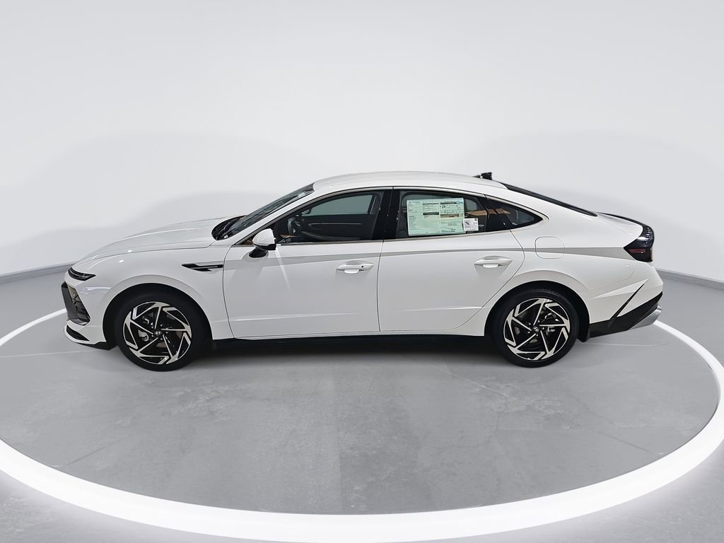 New 2026 Hyundai Sonata SEL FWD image 8