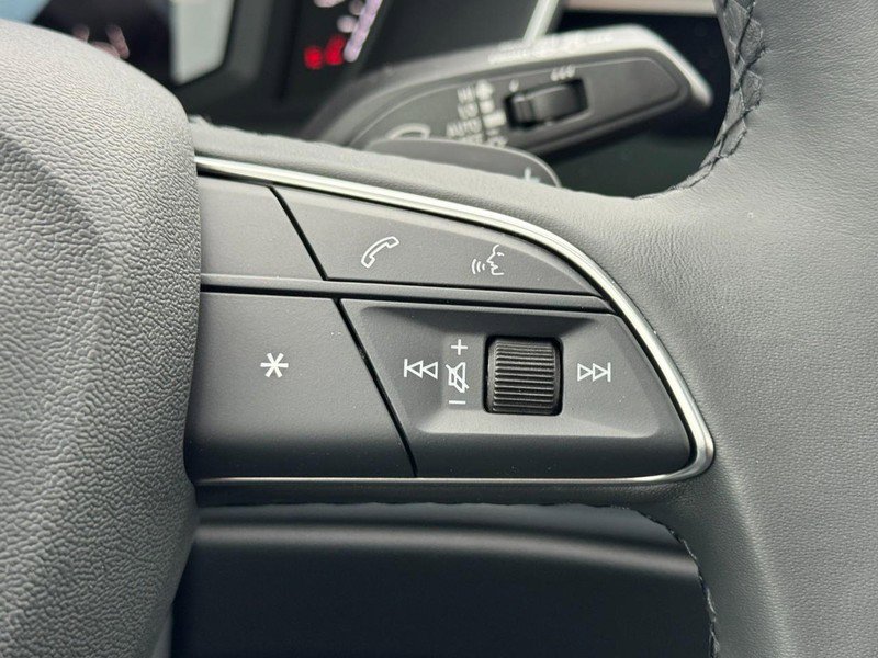 New 2025 Audi Q3 2.0T Premium image 12