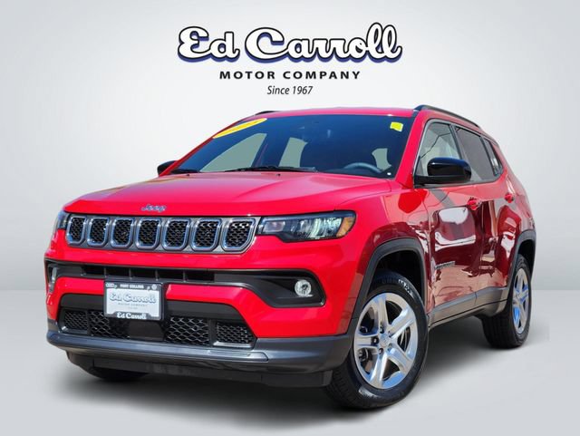 Used 2023 Jeep Compass Latitude AWD/4WD image 1