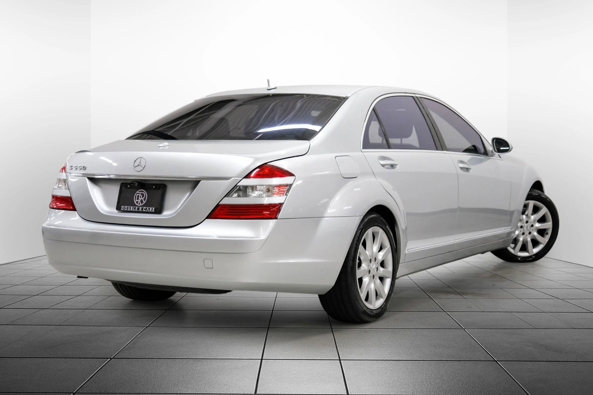 Used 2007 Mercedes-Benz S 550 image 9