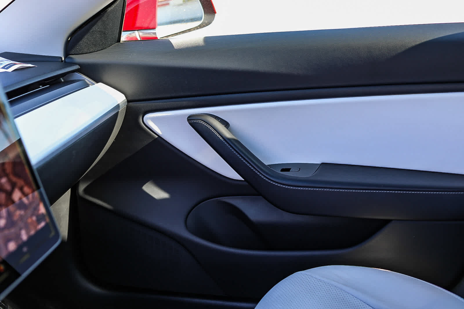 Used 2018 Tesla Model 3 AWD/4WD image 21