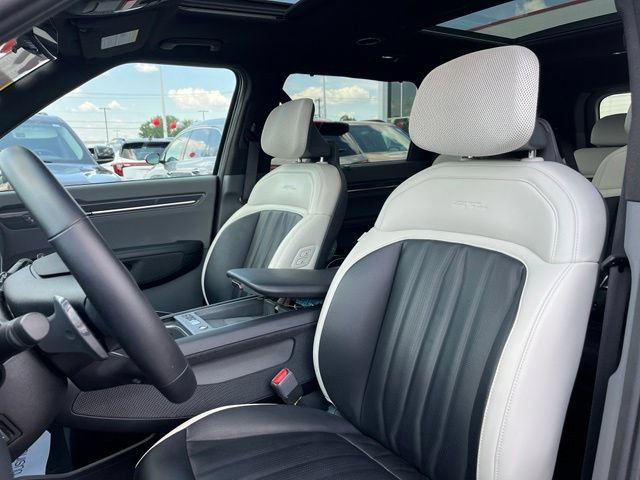 Certified 2024 Kia EV9 GT-Line AWD/4WD image 18