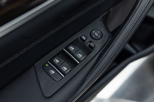 Certified 2022 BMW 540i xDrive w/ Premium Package image 12