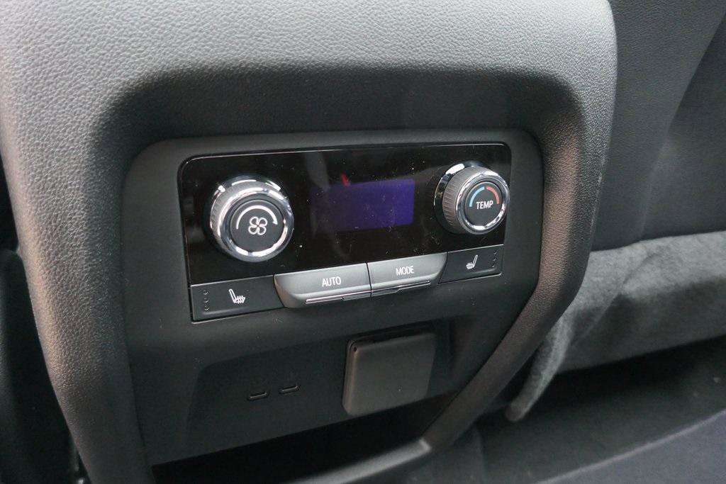 New 2026 Chevrolet Traverse RS image 20